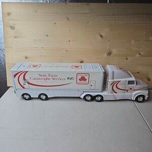 2002 Nylint State Farm 18 Wheeler Semi Truck Catastrophe Services Toy Trailer